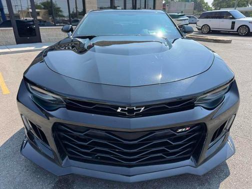 Black 2018 Chevrolet Camaro ZL1