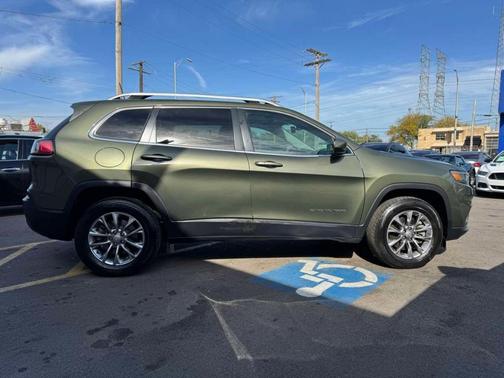2021 Jeep Cherokee Latitude Lux