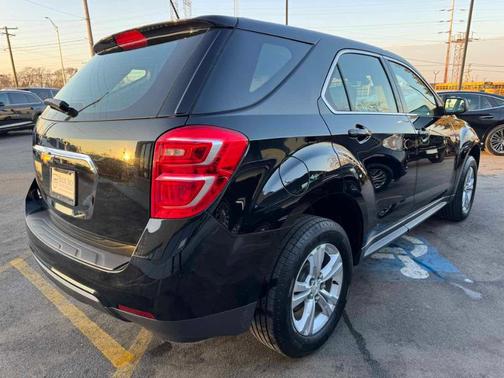 2017 Chevrolet Equinox LS