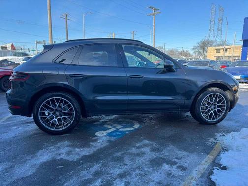 2018 Porsche Macan S