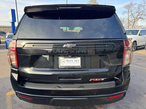 Black 2023 Chevrolet Suburban RST