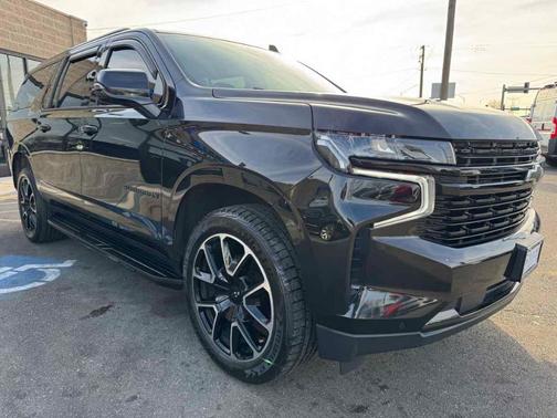 Black 2023 Chevrolet Suburban RST