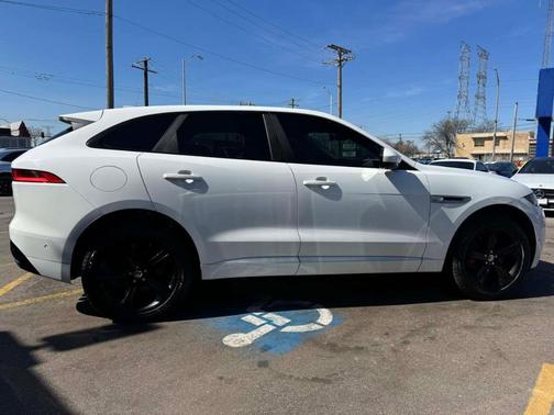 Polaris White 2017 Jaguar F-PACE S