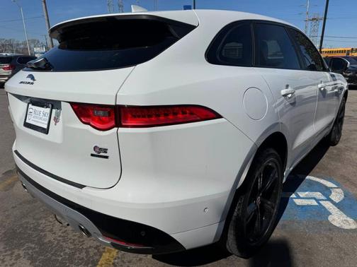 Polaris White 2017 Jaguar F-PACE S