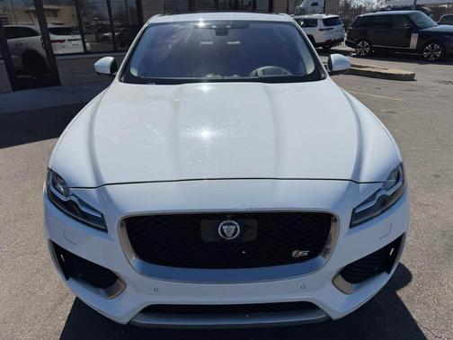 Polaris White 2017 Jaguar F-PACE S
