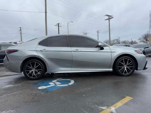 2021 Toyota Camry SE Nightshade