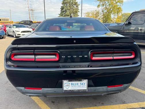 2016 Dodge Challenger R/T Plus