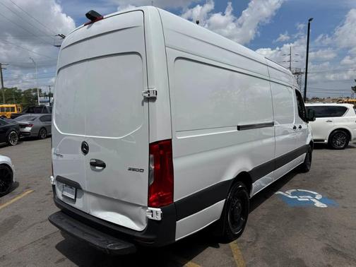 Arctic White 2023 Mercedes-Benz Sprinter 2500