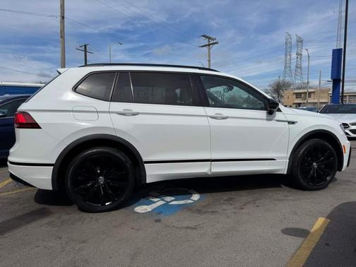 2021 Volkswagen Tiguan 2.0T SE R-Line Black