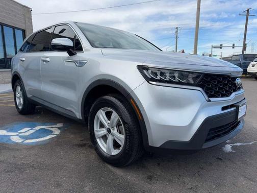 2021 Kia Sorento LX