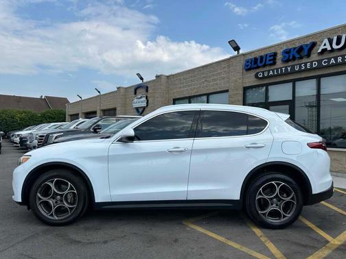 2020 Alfa Romeo Stelvio Base
