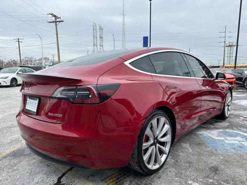 2019 Tesla Model 3 Performance