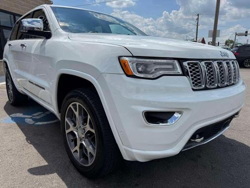 Bright White Clearcoat 2019 Jeep Grand Cherokee Overland