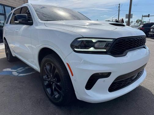 White Knuckle Clearcoat 2023 Dodge Durango GT