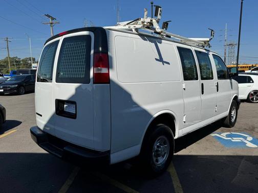 2016 Chevrolet Express 2500 Work Van