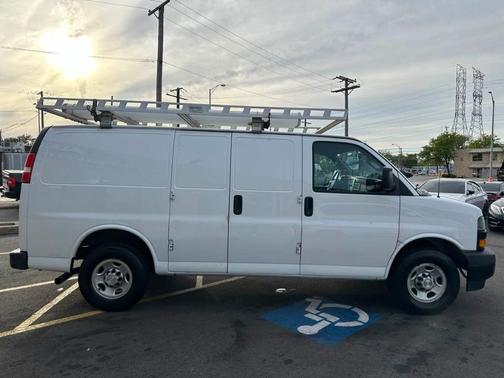 2019 Chevrolet Express 2500 Work Van
