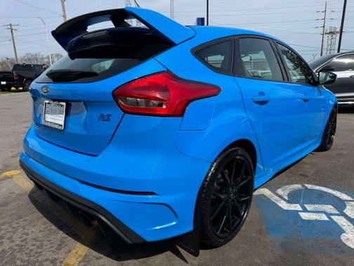 Nitrous Blue 2017 Ford Focus RS Base