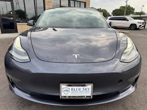 Midnight Silver Metallic 2021 Tesla Model 3 Long Range