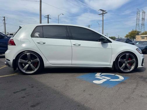 2019 Volkswagen Golf GTI 2.0T SE