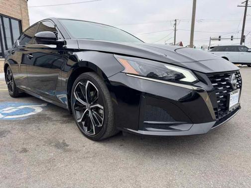 2024 Nissan Altima 2.5 SR