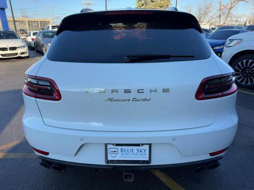 2015 Porsche Macan Turbo
