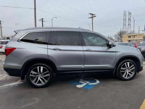 2017 Honda Pilot Touring