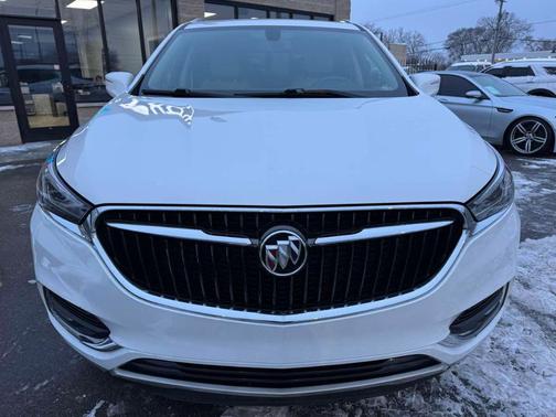 2018 Buick Enclave Essence