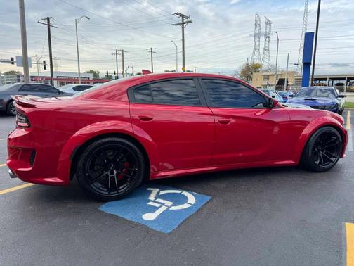 Redline Red Tricoat Pearl 2016 Dodge Charger SRT Hellcat