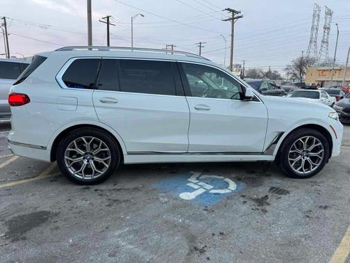 2020 BMW X7 xDrive40i