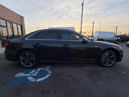 Mythos Black Metallic 2018 Audi A4 2.0T Premium Plus