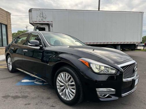 2016 INFINITI Q70L 3.7X