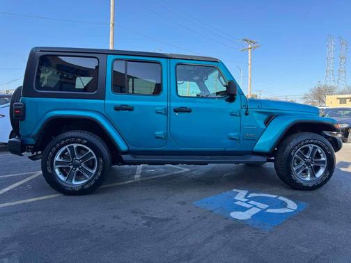 2020 Jeep Wrangler Unlimited Sahara