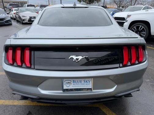2020 Ford Mustang EcoBoost