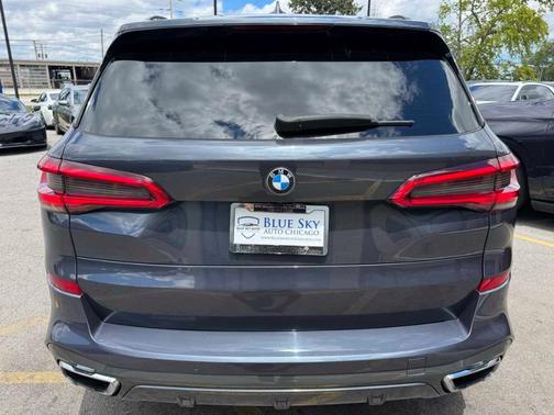 Arctic Gray Metallic 2019 BMW X5 xDrive50i