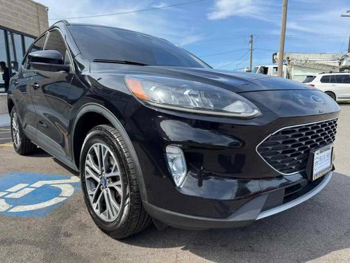 2021 Ford Escape SEL