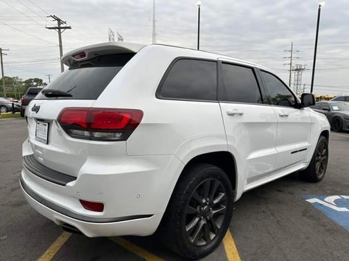 2018 Jeep Grand Cherokee Overland