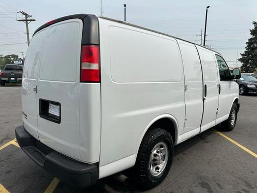 2015 Chevrolet Express 2500 Work Van