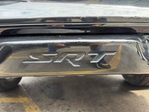 Brilliant Black Crystal Pearlcoat 2015 Jeep Grand Cherokee SRT