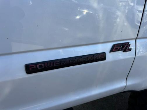 White Platinum Tri-Coat Metallic 2019 Ford F-250 Platinum
