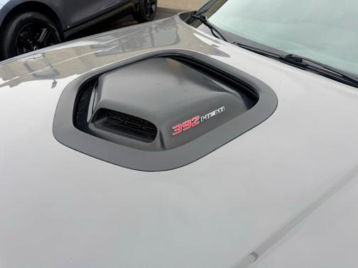 2018 Dodge Challenger 392 Hemi Scat Pack Shaker
