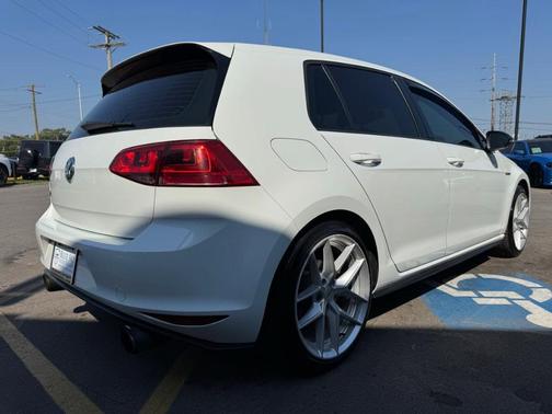 2016 Volkswagen Golf GTI S