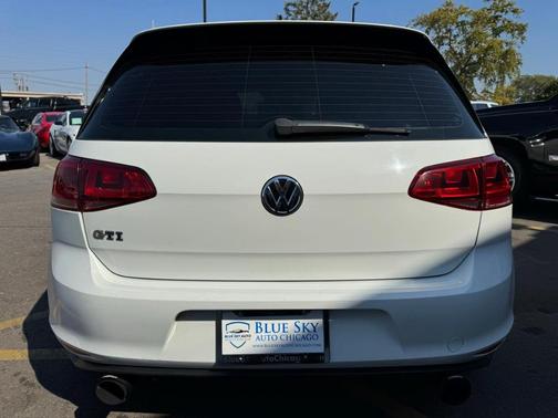 2016 Volkswagen Golf GTI S
