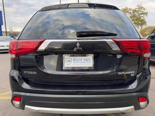 2016 Mitsubishi Outlander SE