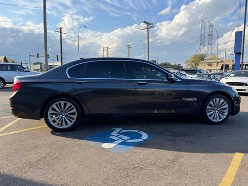 2015 BMW 740 Li