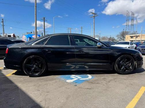 Brilliant Black 2014 Audi S8 4.0T quattro