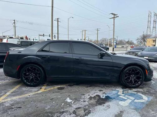 2019 Chrysler 300 Touring