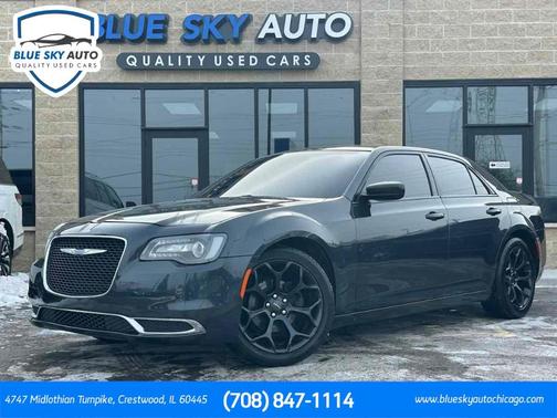2019 Chrysler 300 Touring