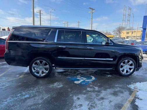 2020 Cadillac Escalade ESV Premium Luxury