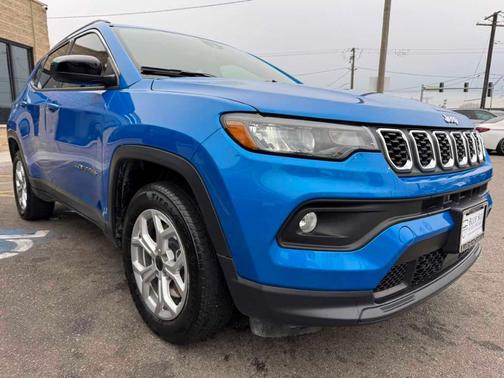 Hydro Blue Pearlcoat 2025 Jeep Compass Latitude
