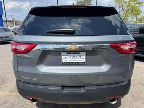 Satin Steel Metallic 2020 Chevrolet Traverse LS
